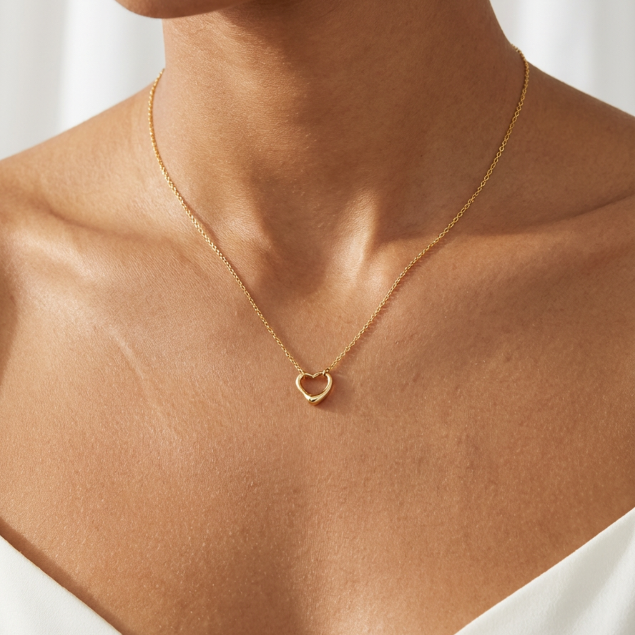 Dainty sculptural heart pendant necklace high polish finish