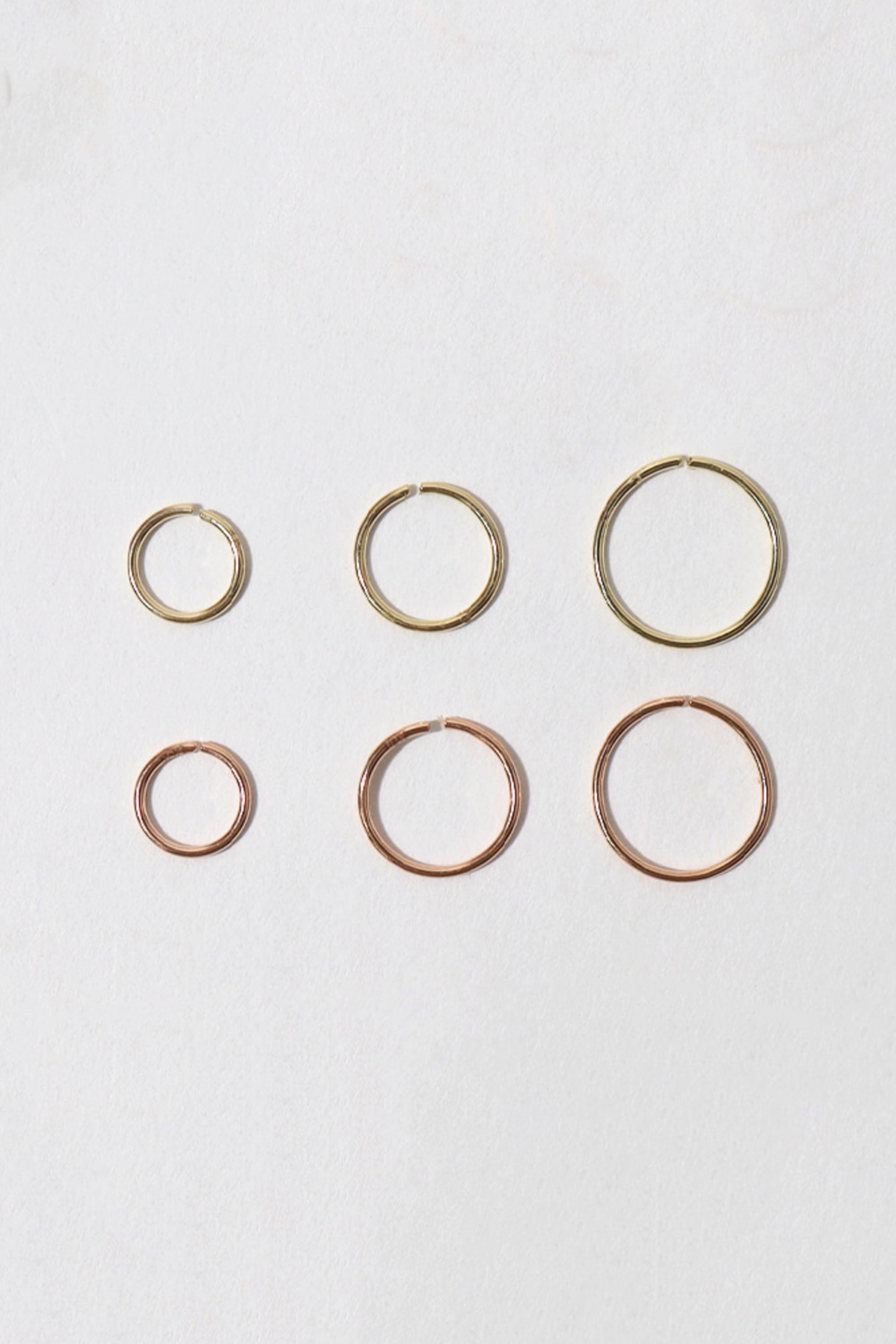 10K Solid Gold Seamless Open Single Hoop - Pretty At Sam