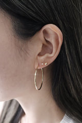 14K Solid Yellow Gold 35MM Horizontal Diamond Cut Seamless Hoop Earring