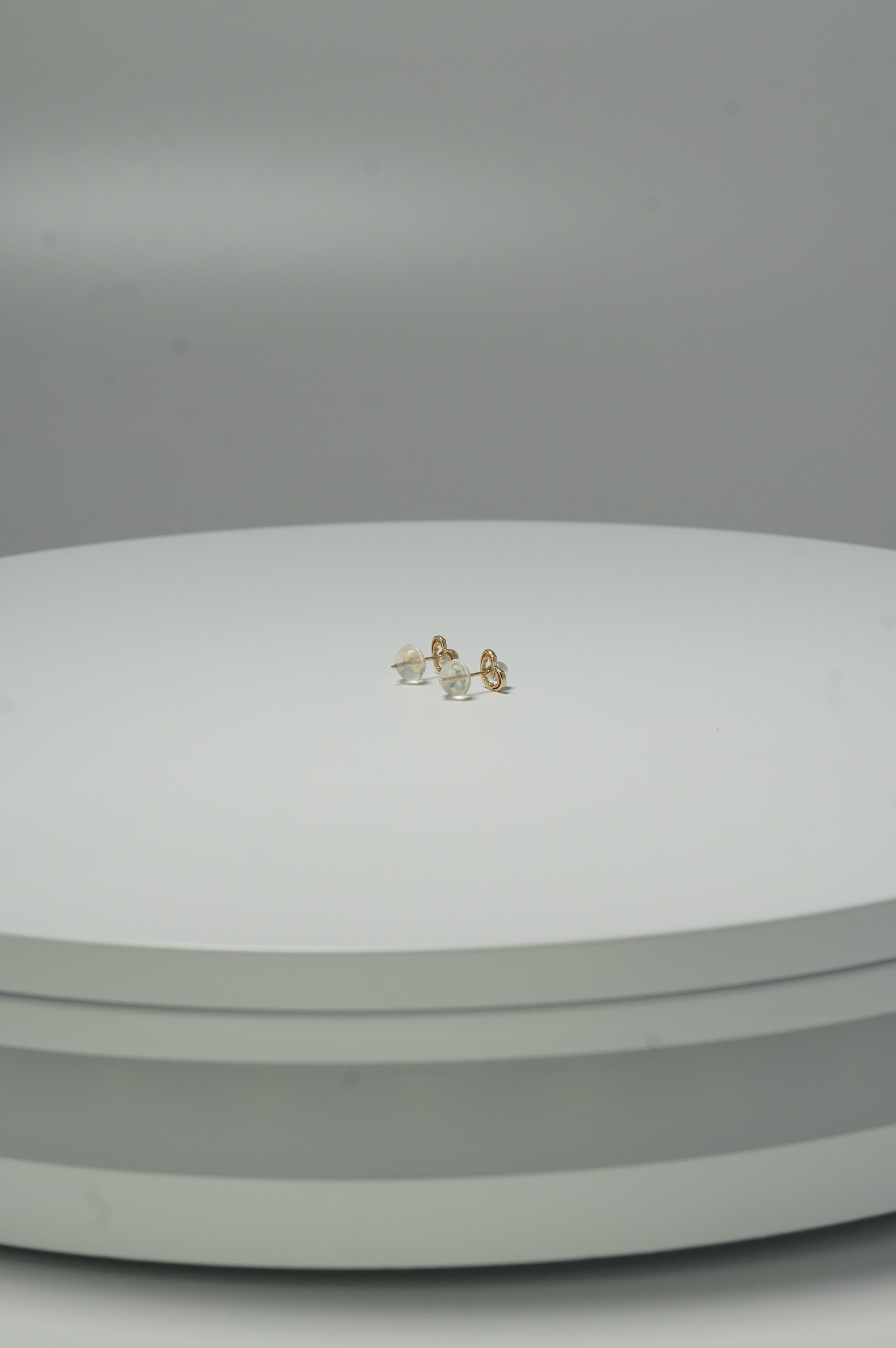 14k Solid Gold Heart Pearl Simple Stud Earring - Pretty At Sam