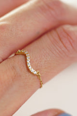 14K Solid Gold One Size CZ Wavy Chain Ring