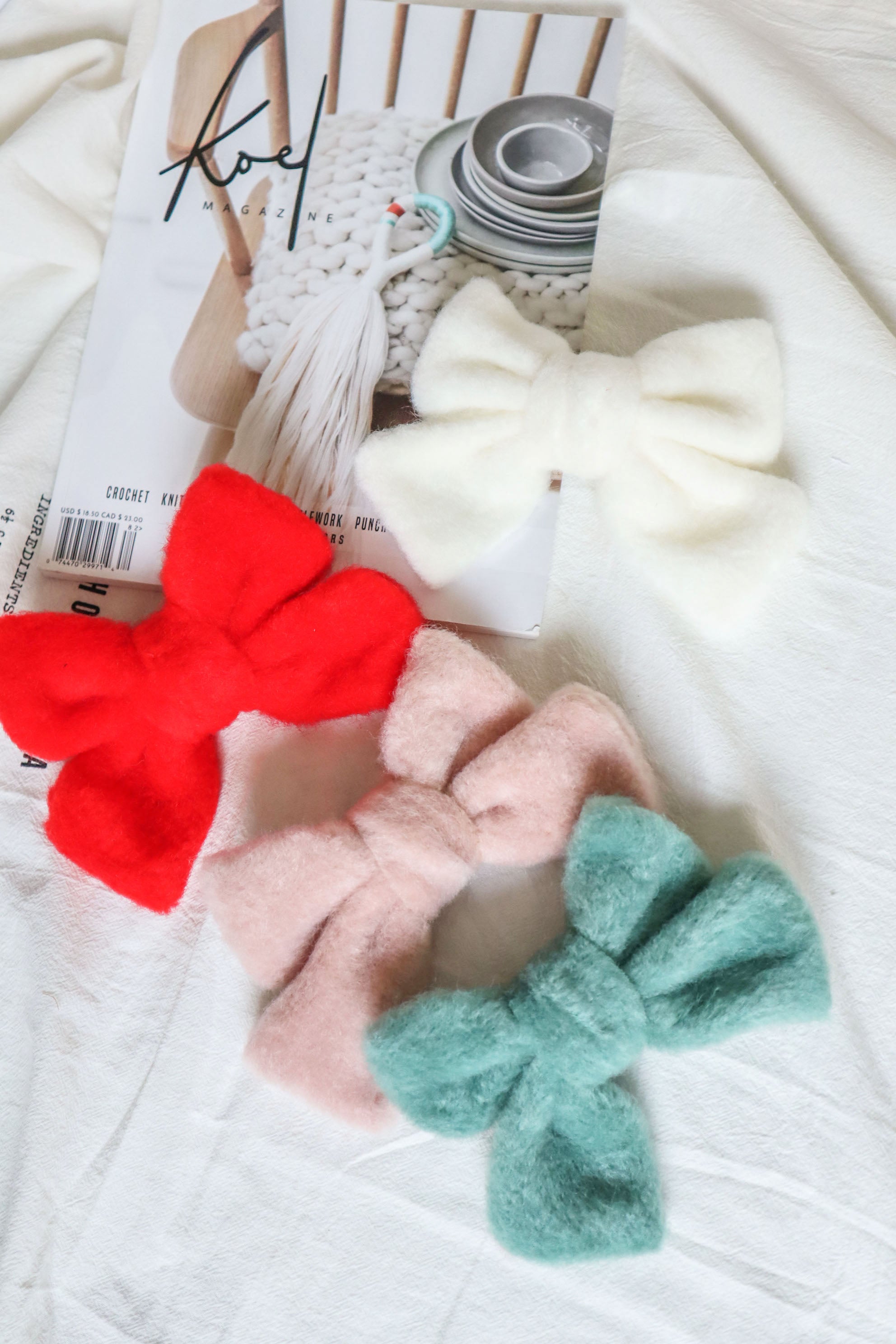 Snow Fleece Fabric Large Oversized Bow Hair Clip (4Colors) - Pretty At Sam