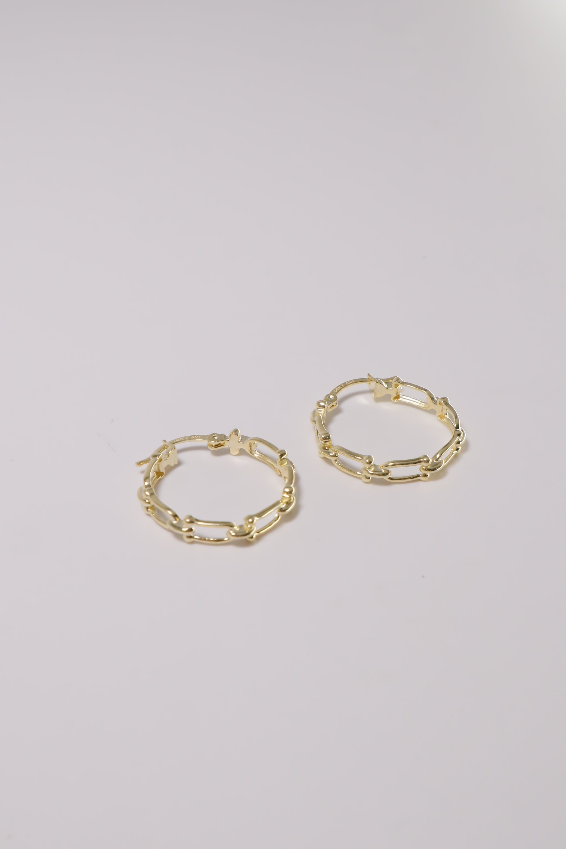 14K Solid Gold 200mm Chain Latch Back Hoop Earring - Pretty At Sam
