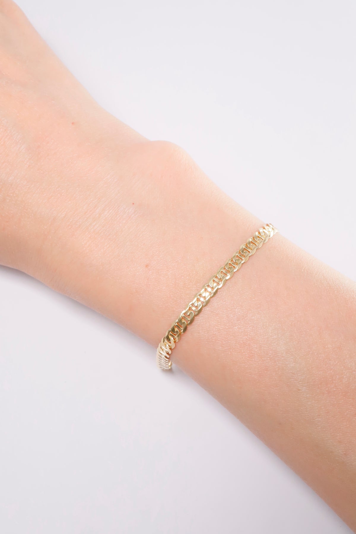 14K Solid Gold Marina Chain Lobster Clasp Bracelet - Pretty At Sam