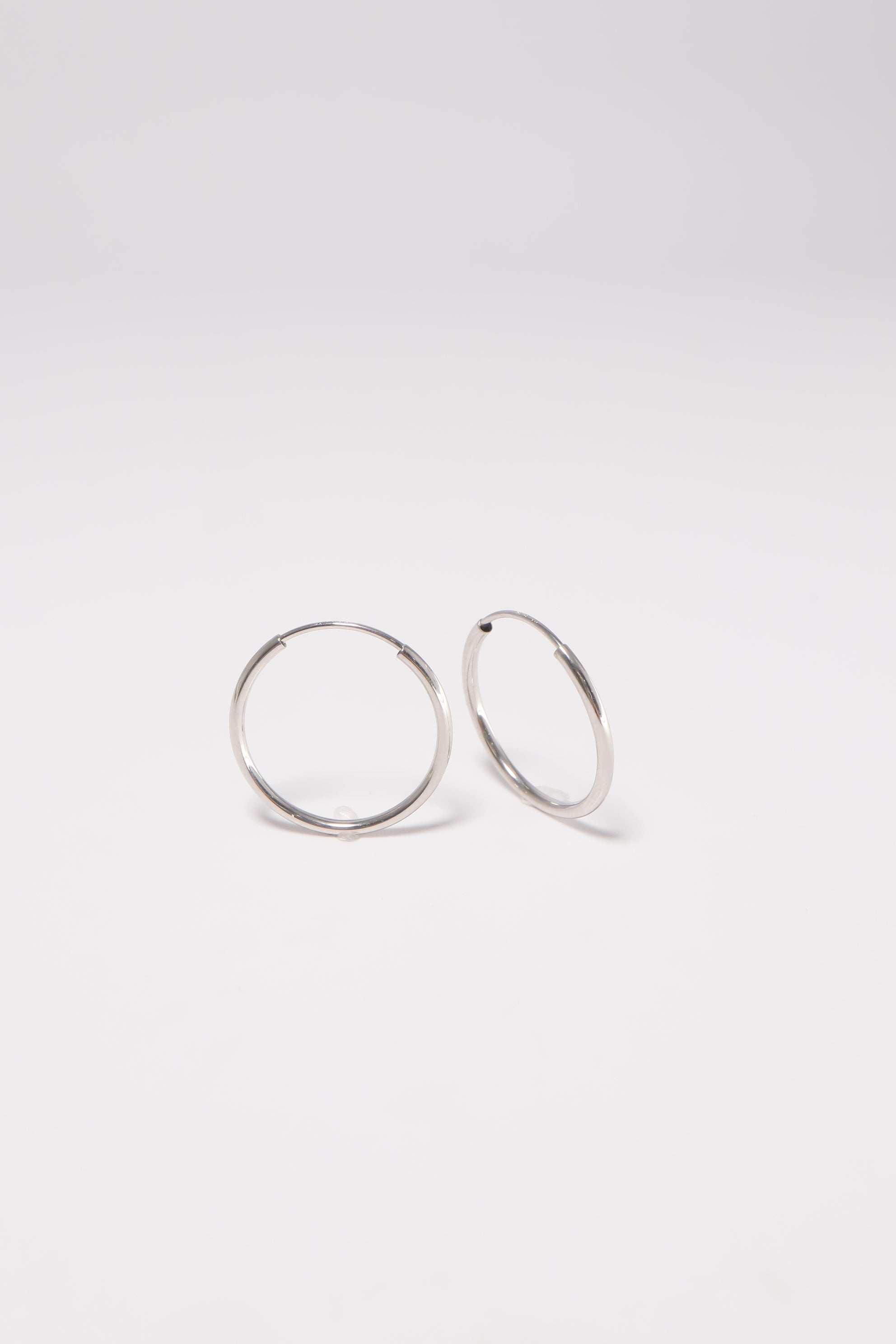 14K Solid White Gold 1.5mm Thickness Endless 20mm Hoop Earring - Pretty At Sam