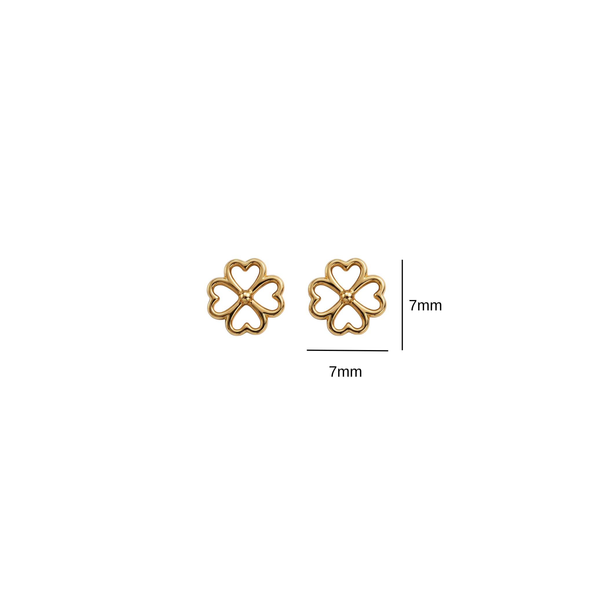 Close up of 7mm x 7mm solid 14k gold lucky heart centerpiece