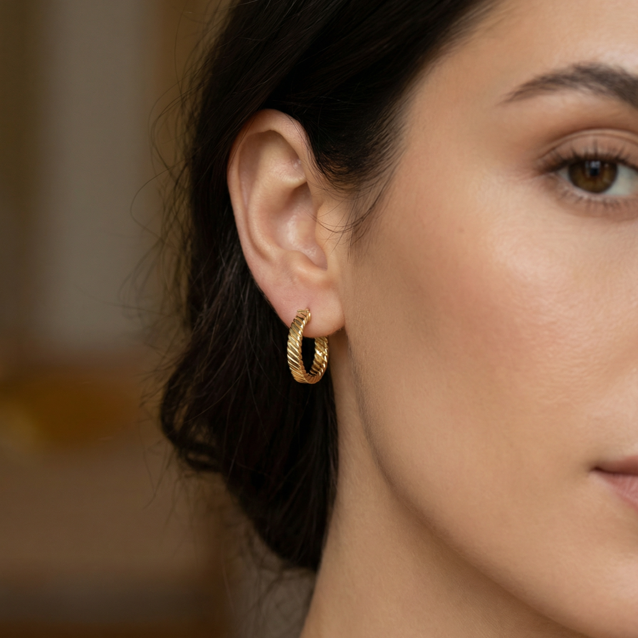 14K Solid Yellow Gold Rope Twist Hoop Earrings – Italian Diamond Cut Textured Hoops model shot