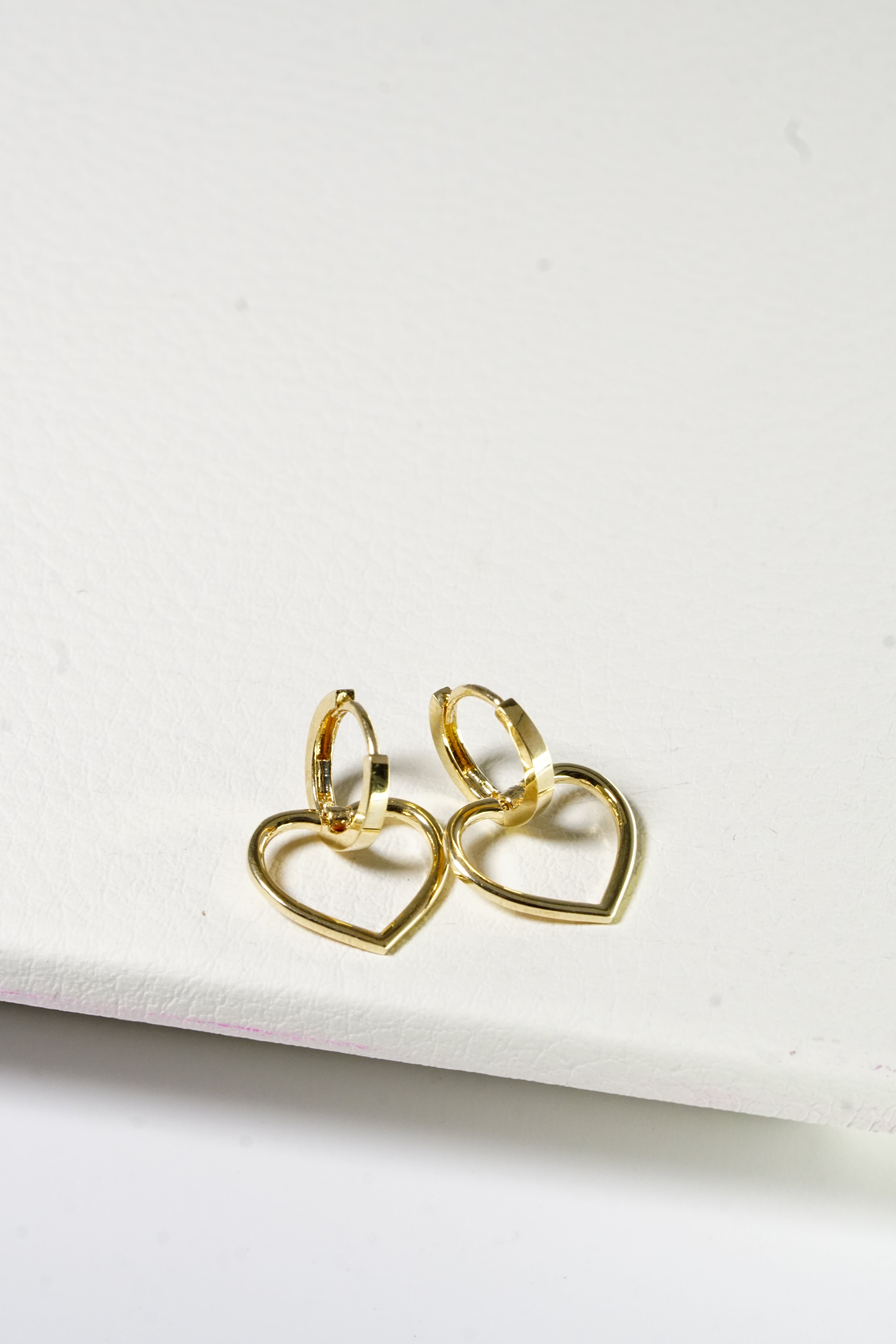 14k Solid Gold Open Heart Dangle Earring - Pretty At Sam